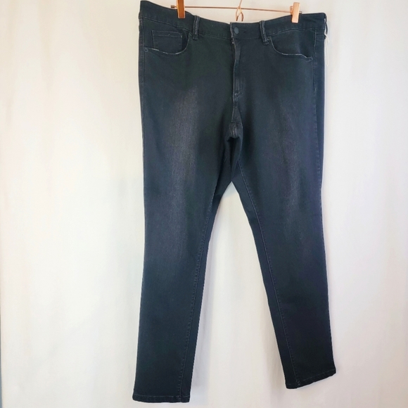 Black Mid Rise Skinny Jeans * NWT * Sz 18 * Universal Thread * - Picture 2 of 6